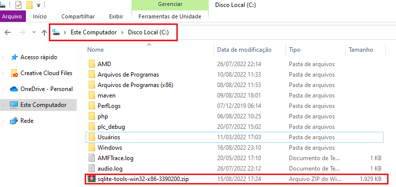 Imagem do gerenciador de arquivos do Windows, com fundo branco, na pasta raiz da unidade C. Na parte de baixo, temos o arquivo compactado do sqlite tools compactado.