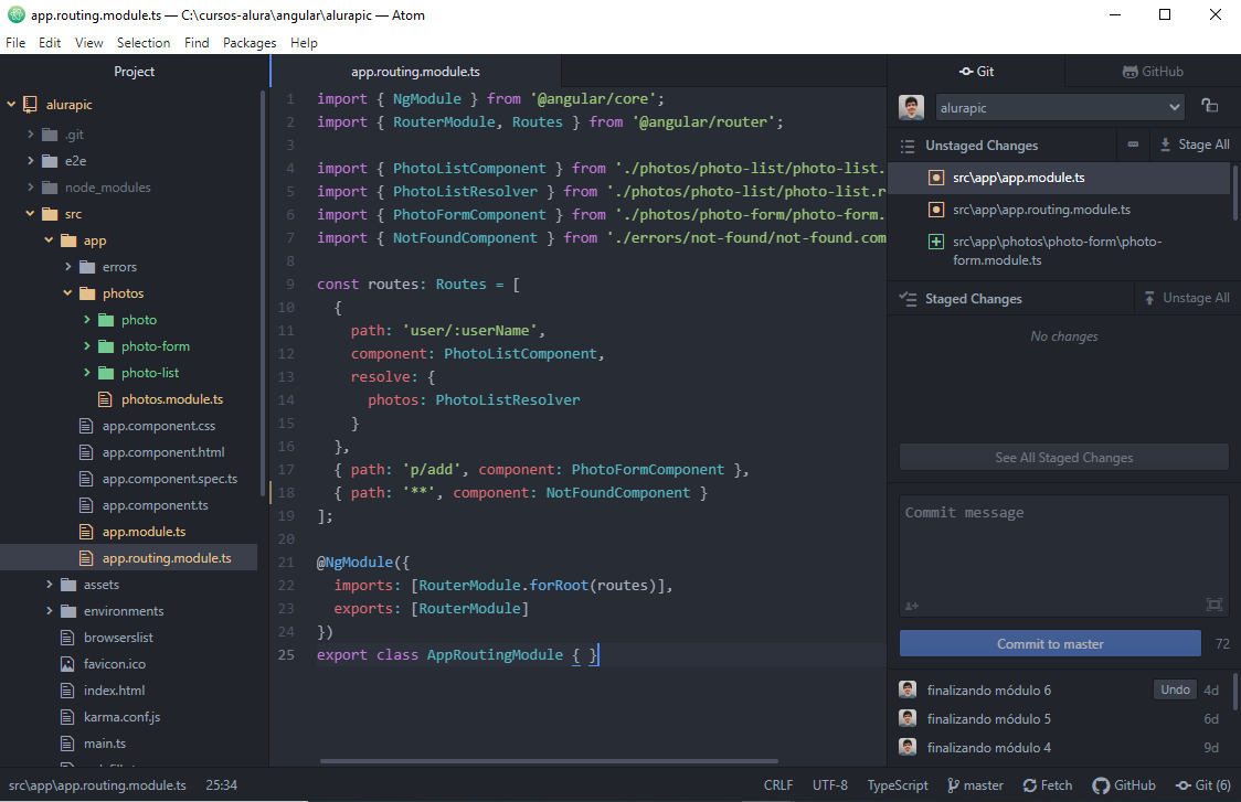 Screenshot do Atom com um projeto aberto. Do lado esquerdo está a estrutura de pastas e arquivos do projeto. No centro, está o código de um dos arquivos do projeto, escrito em Typescript. Do lado direito está a interface de integração com Git e GitHub, que é dividida nessas seções: “Unstaged Changes”, que mostra os arquivos alterados; “Staged Changes”, que mostra os arquivos que queremos dar commit; campo para escrever a mensagem de commit; botão de commit; lista com os últimos commits feitos.